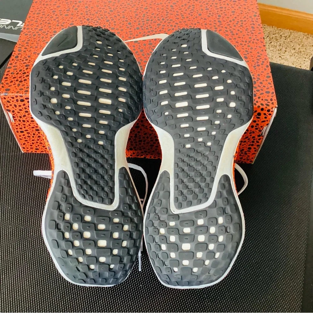 Nike Zoomx Invincible Run 3 Olympic Colorway, Men’s Size 9.5 - Picture 3 of 3